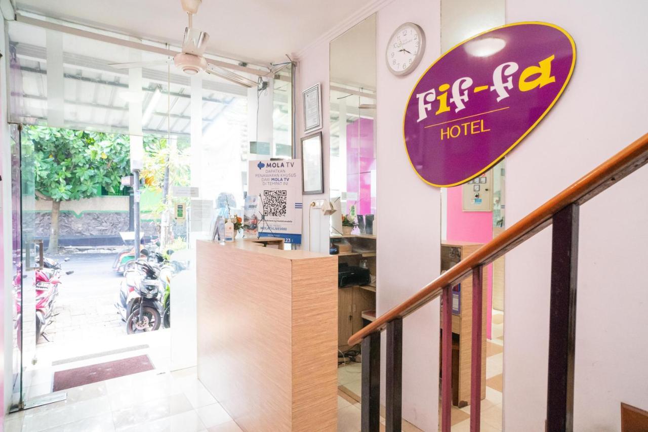 Urbanview Hotel Fiffa Kauman Malang Exteriör bild